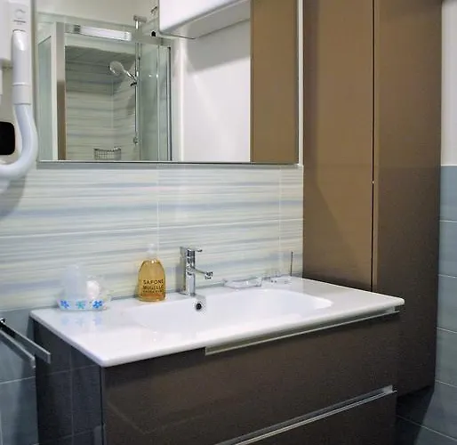 Piazza Castello Penzion Manarola